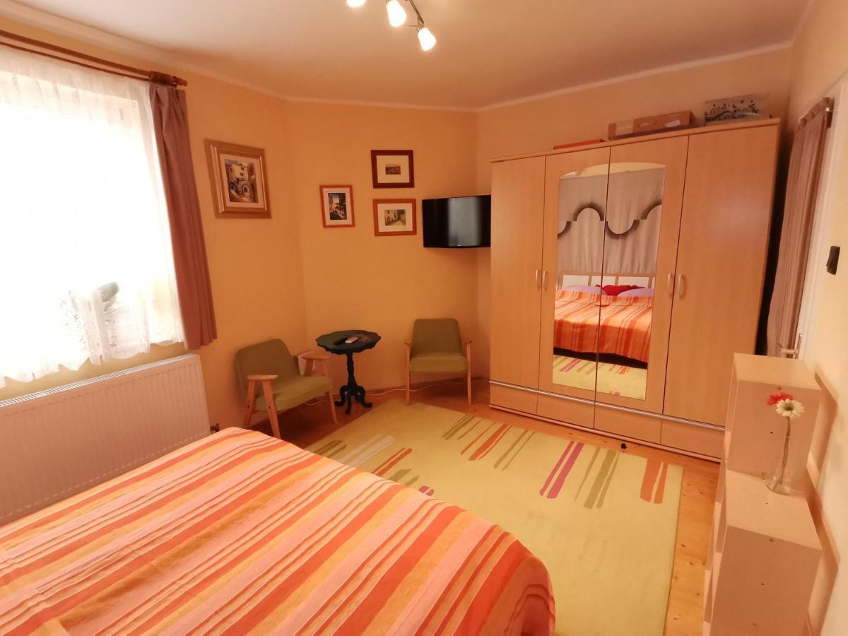 Marika Apartman Hajdúszoboszló Exterior foto